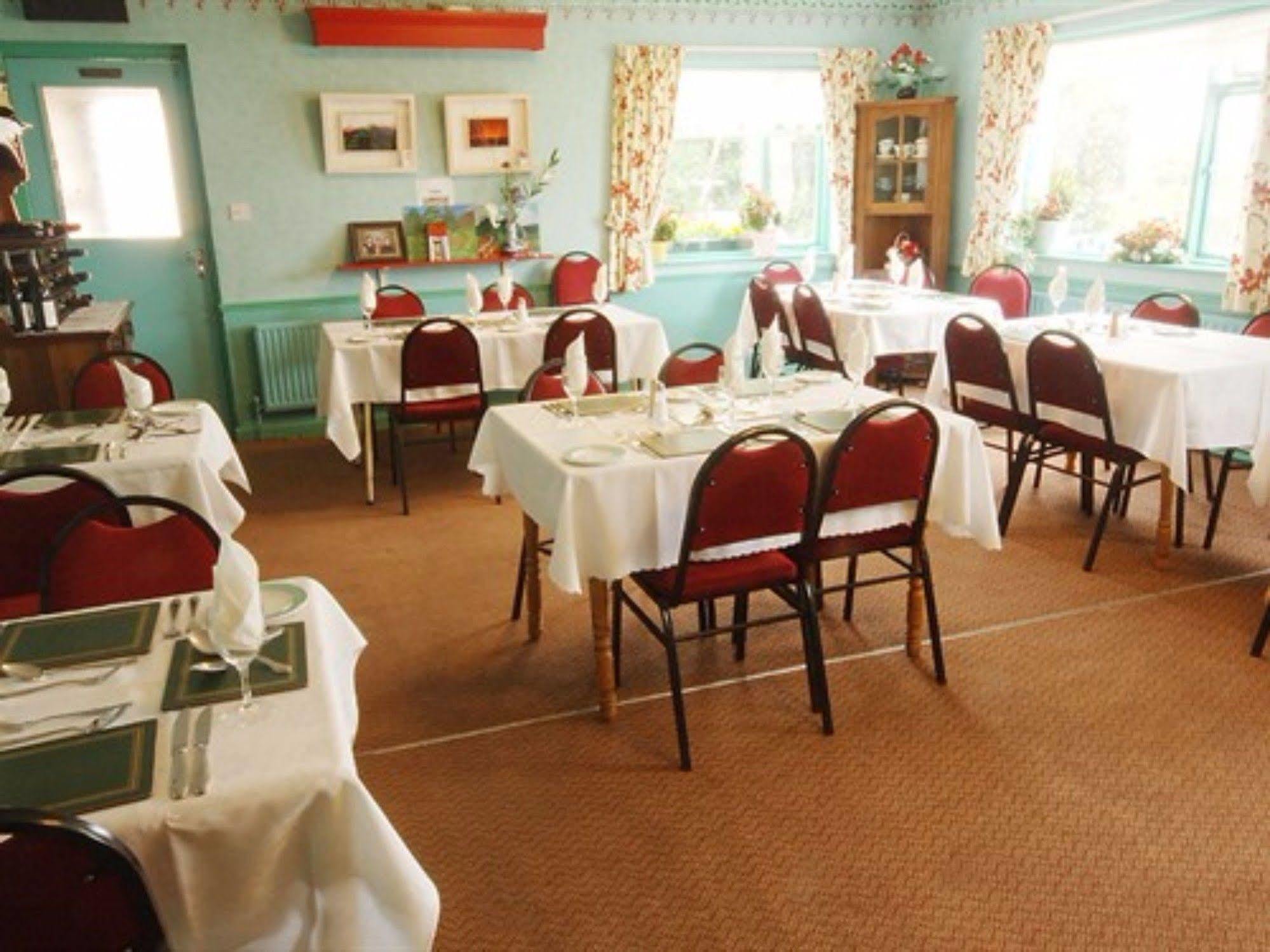 O'Connor'S Guest House Дингъл Екстериор снимка