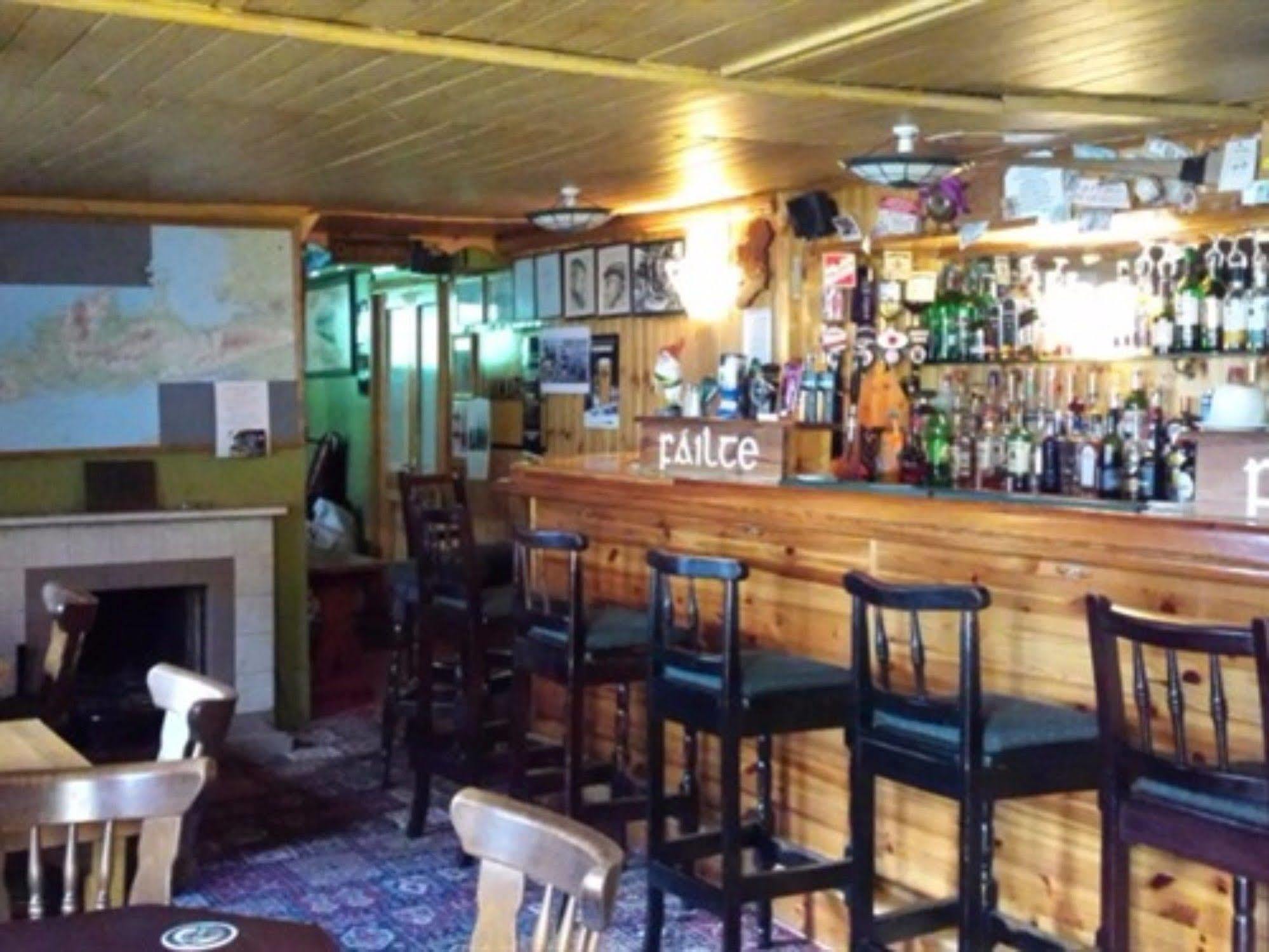 O'Connor'S Guest House Дингъл Екстериор снимка